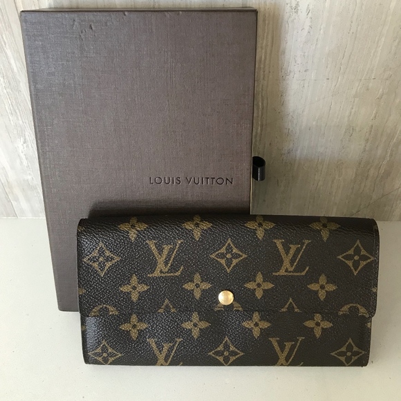 Louis Vuitton Handbags - Louis Vuitton Wallet
